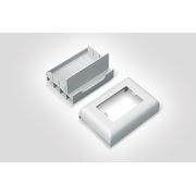 Acessorio Modulo Adaptador Universal Cor Branco Dimensoes 39X150X103Mm Canaleta 11808918 Hellermann