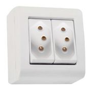 Tomada Predial Sobrepor 2 Módulos Branca 2 Polos+Terra 10a 250v 57304012 Tramontina