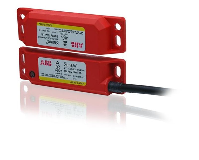 Sensor Magnetico Sense7 2M 2Tla050056R4100 SENSE72M - ABB