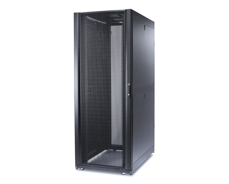 Rack NetShelter SX 42U 750mm de Largura x 1.200mm de Profundidade com Painéis Laterais Preto AR3350 APC | Imagem ilustrativa - posição frontal inclinado para direita
