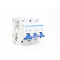 Disjuntor Mini Tripolar 100A 220/400VCA C 10KA Da3C 5Da3C3100A Altronic