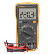 Multímetro LCD 600V 10A CAT III 15B+ Fluke
