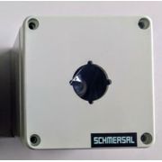 Botoeira Montada Metálico Cinza 1Bot 2Na CXALUMP10122CCZ100X100X8034 Ace Schmersal