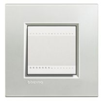 Placa Embutida 2 Postos 4X2" Prata LNA4819AG Pial Legrand