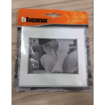 Moldura Placa Interrup/Tomada 4X4" 3+3 Postos Formato SLND4826KR Pial Legrand