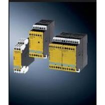 Rele Segurança Supervisão 220 Vca 2Rev 3UG07411BN30 Siemens