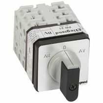Chave Comut Seletor 3 Pos Rot Cz 25A 690V Esq-Dir Pr21 27518 - Cemar Legrand