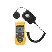 Instrumento Portátil Digital Luxímetro 20.000Fc 9V Fluke941 Fluke