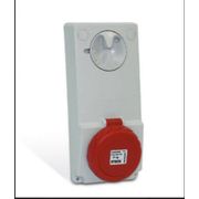 Tomada Embutir Fêmea 2 Polos + Terra 32A 415V Vermelho 9H Com Bloqueio Mecânico IP65 Superlock QUA3249B Steck