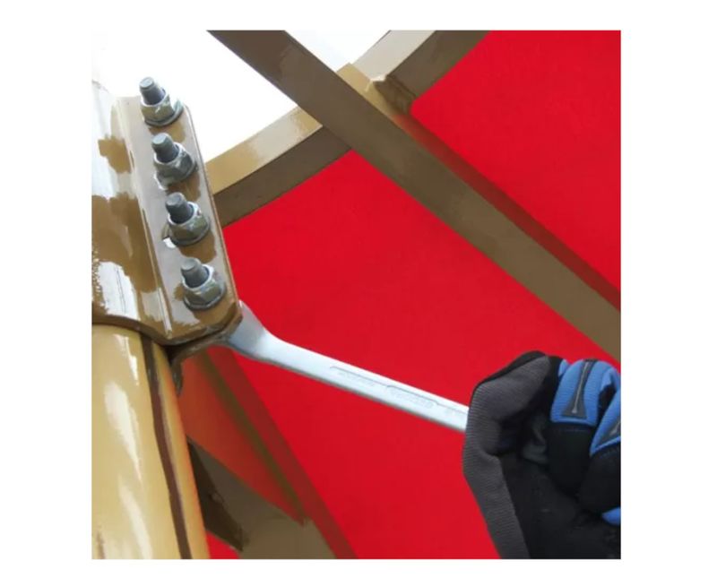 Chave Combinada Aço Cromo Vanádio Niquelado/Cromado 18mm 18mm 245mm 1B18MM Gedore - Dimensional | Demonstração do produto em uso