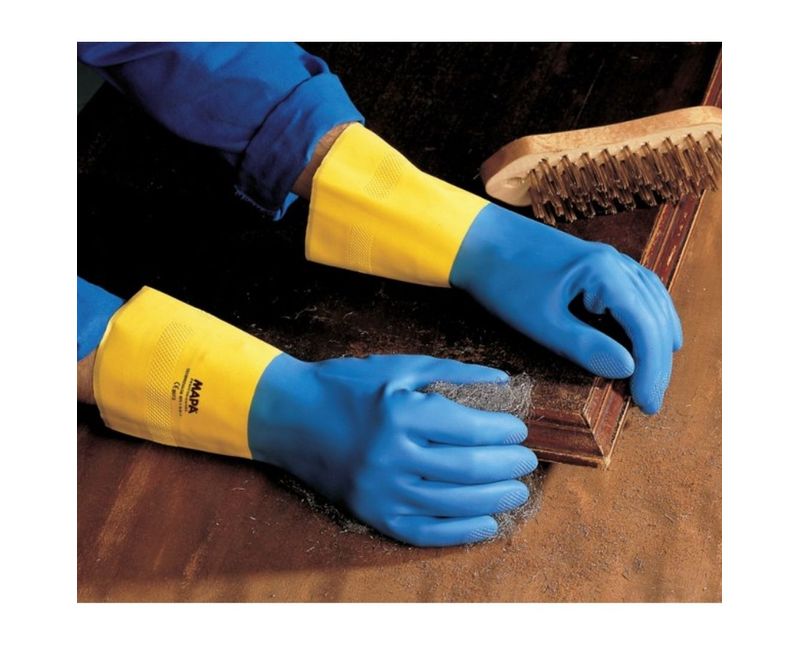 Luva Proteção Química Látex/Neoprene rene Azul/Amarela Nitrílica 405 Tamanho 10 CA 43392 Mapa | Imagem ilustrativa da luva vestida nas mãos