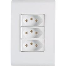 Tomada Predial Embutir 3 Módulos PB Branca 2 Polos + Terra 10A 250V C/Placa 4x2" S/Suporte Liz 57170076 Tramontina