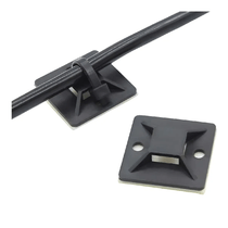 Fixador de Cabo/Tubo Clip Poliamida 6.6 Preta 5,6x28,5x28,5mm Adesivo MB4A Hellermann